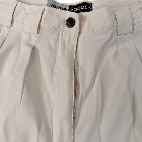 Jamie Sadock ~ Ivory Shorts ~ Poly/Nylon Blend ~ size 6 ~High rise/high waisted - Picture 4 of 11